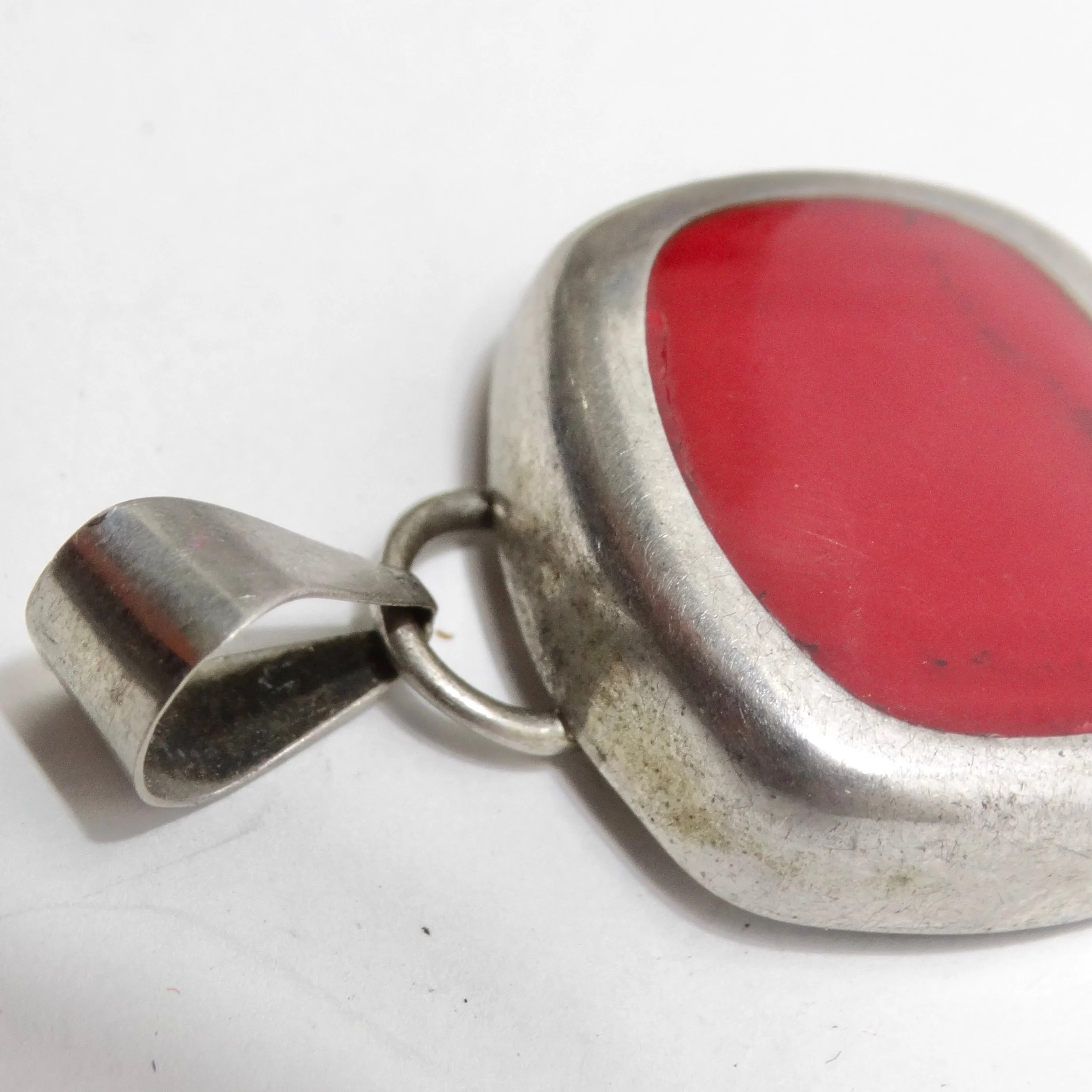 1970s Silver Native American Strong Red Carnelian Stone Pendent