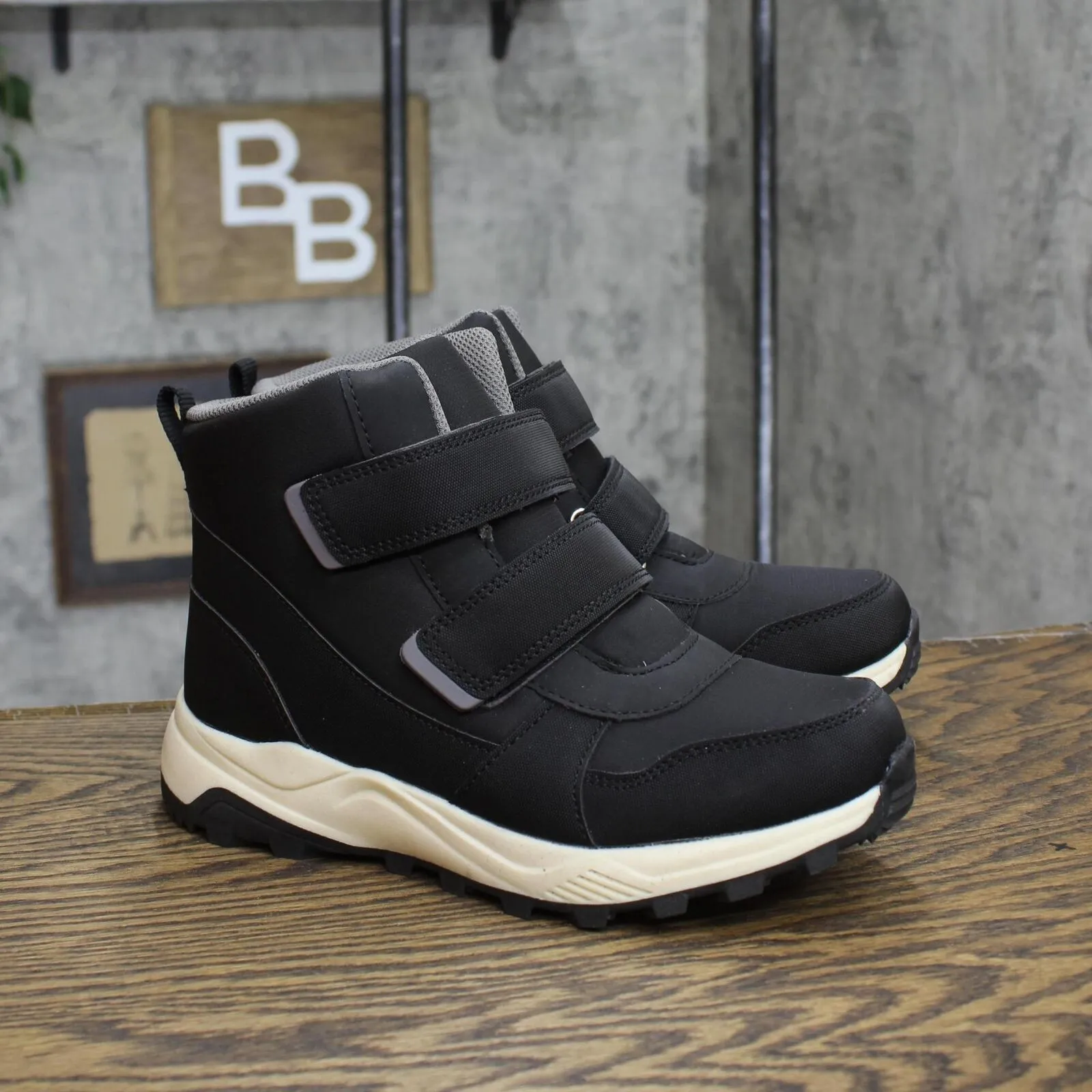 All In Motion Boys' Arrow Hiker Winter Boots AD524 Jet Black 4
