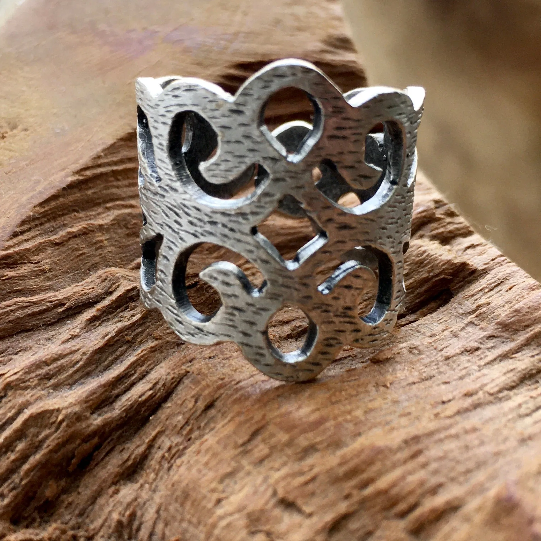 BDV ADJUSTABLE SMALL METAL LACE RING
