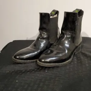 Black Patent Leather Boots 2