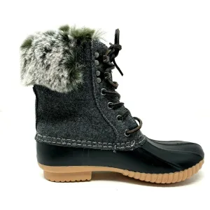 Brand new Report Ursela Black & Grey Lace Up Ultra Soft Faux Fur Duck Boots Women's Size 5.5! Would Fit Youth Size 3.5! Retails $93 