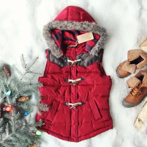 Chalet Cozy Vest in Burgundy