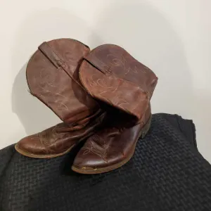 Durango Brown Cowboy Boots 10 1/2