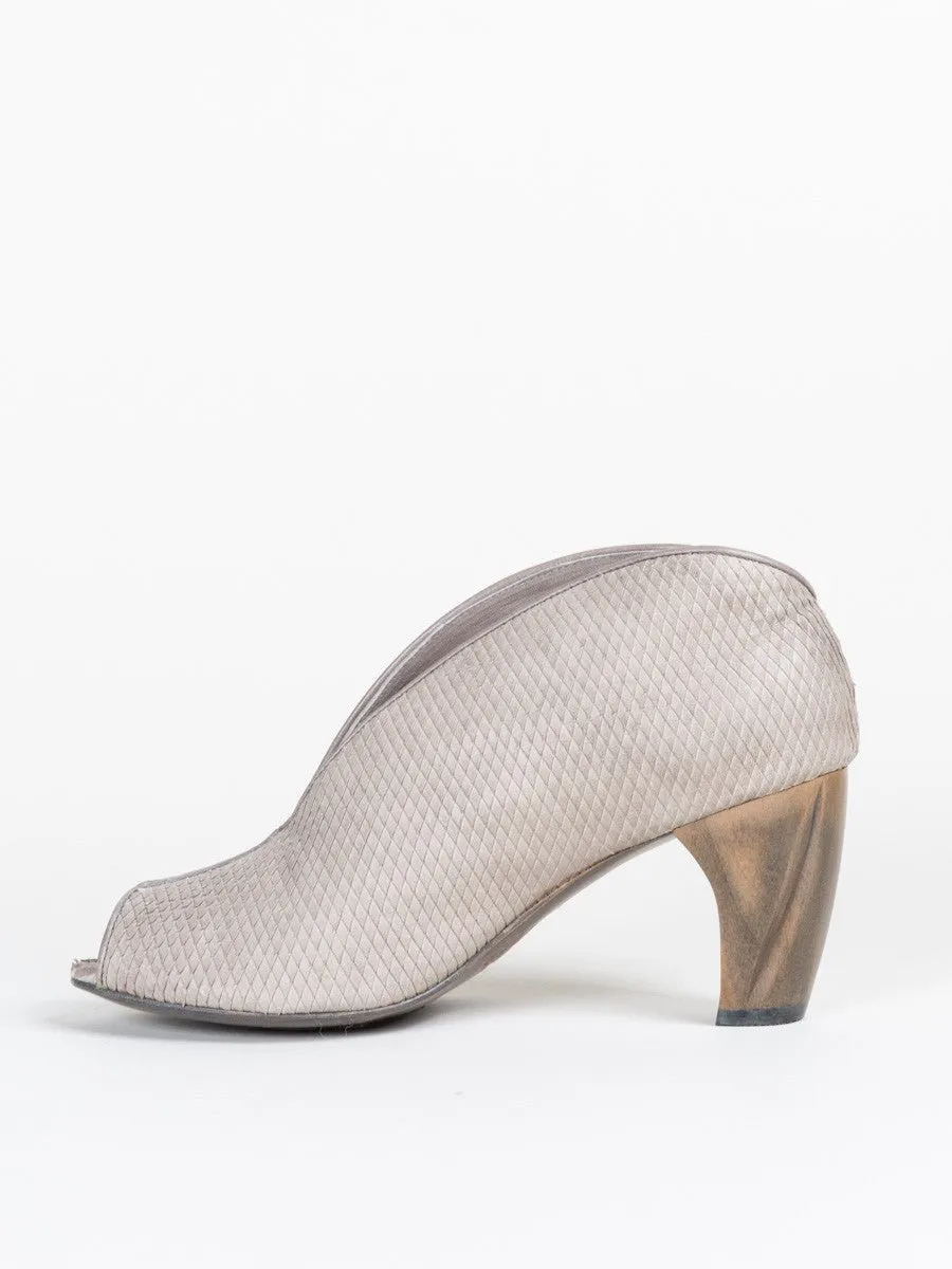 geneva bootie