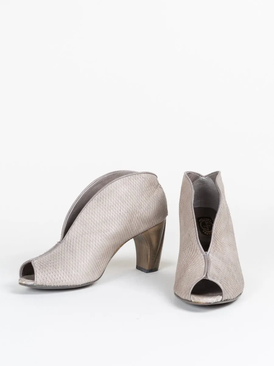 geneva bootie