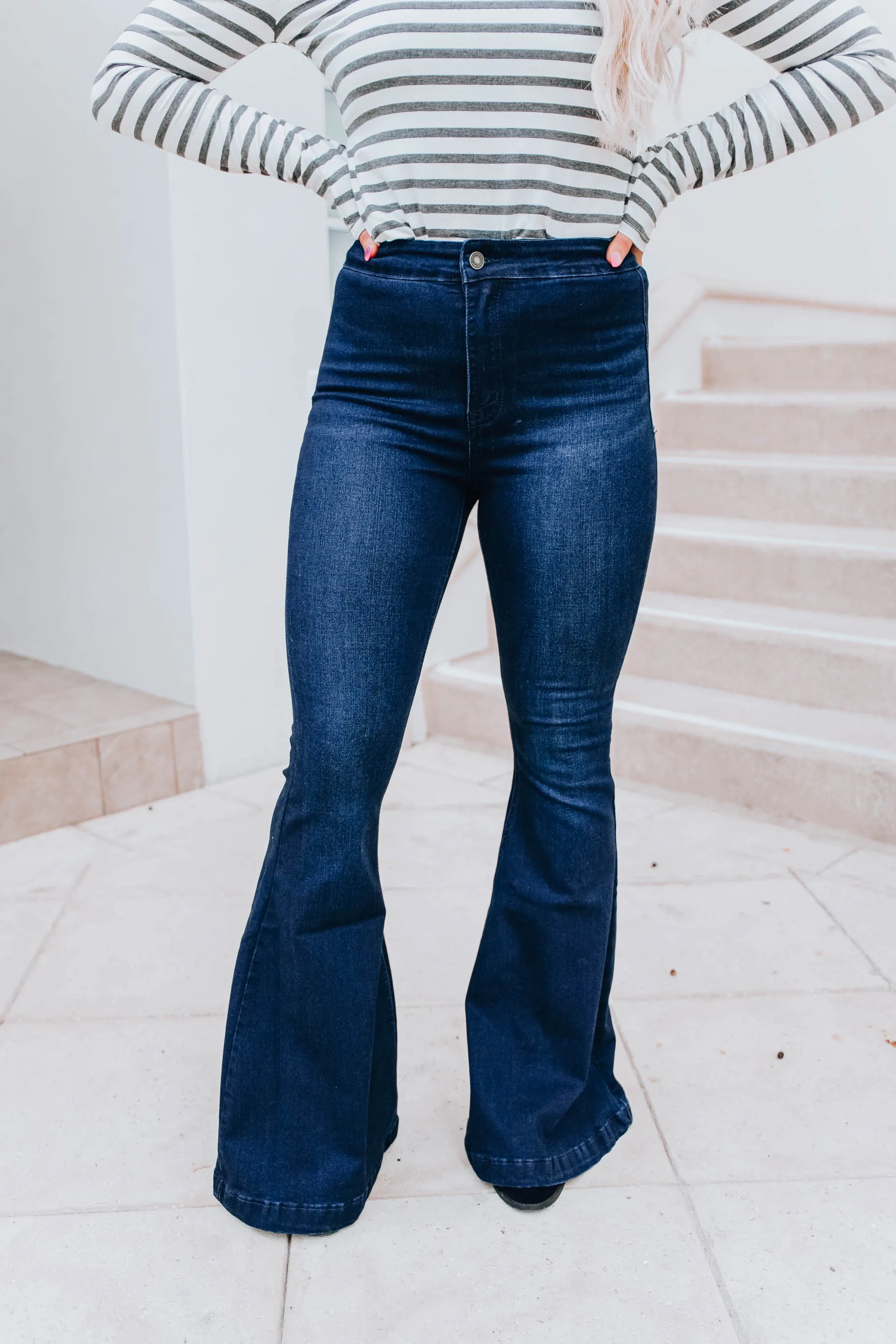 Kallan High Rise Flare Jeans - Dark