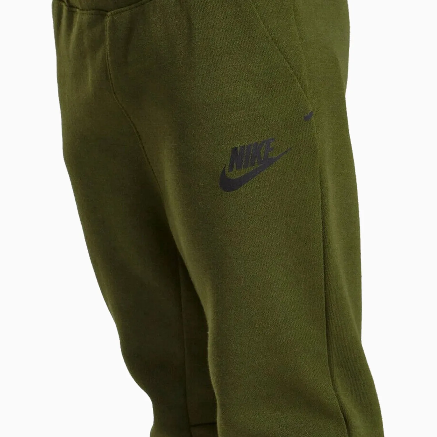 Kid's Sportswear Tech Fleece Outfit