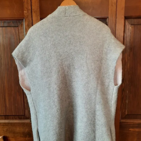 Lole Freddie Riverstone Two Tone gray blush pink wool blend sleeveless cardigan