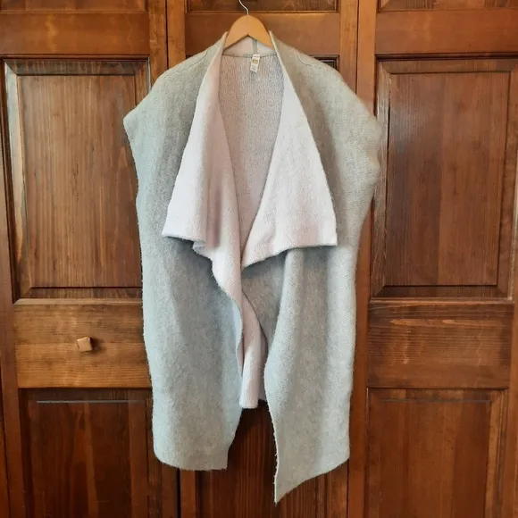 Lole Freddie Riverstone Two Tone gray blush pink wool blend sleeveless cardigan
