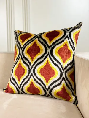 Luxe Golden Noir Rouge Pillow Cover