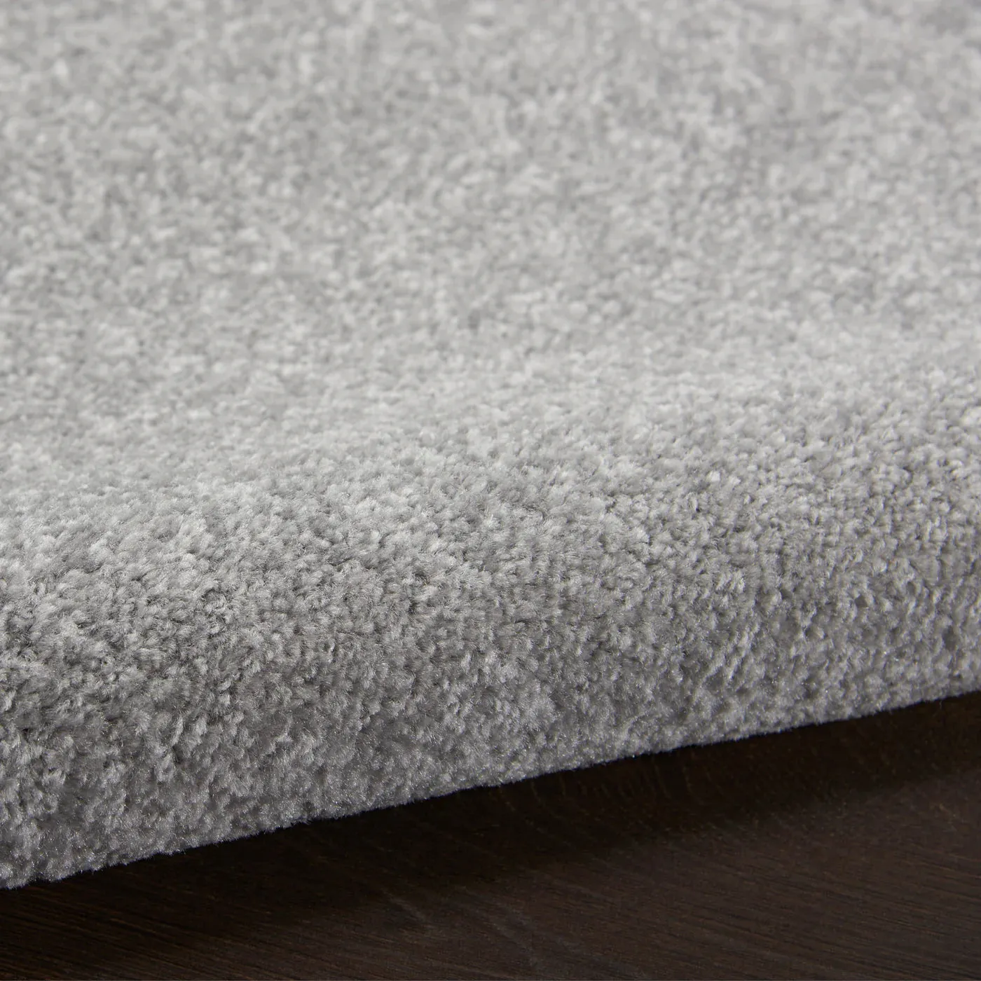 New Nourison Essentials large Silver Grey Area Rug 9 Ft X 12 Ft! Crafted for rugged use! Indoor/Outdoor! Retails $503 