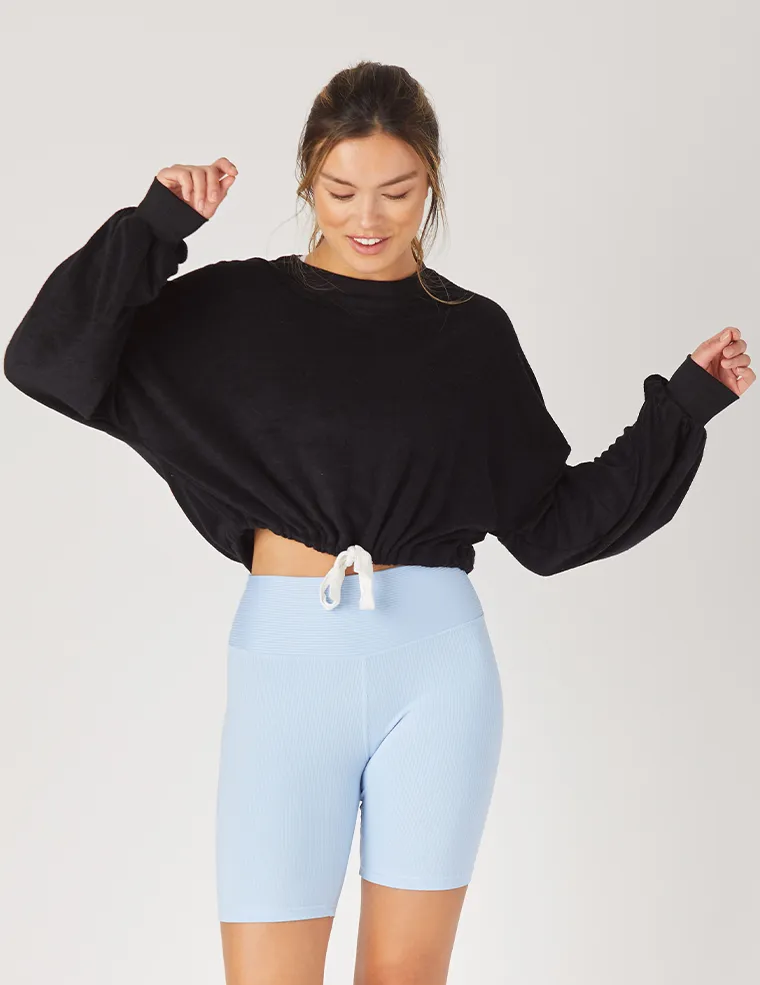 Powder Pullover: Black