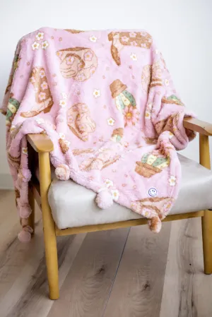 Simply Southern Sherpa Pom Pom Throw Blanket in Western Print | PP-0224-BLNKT-SHERPA-WSTRN