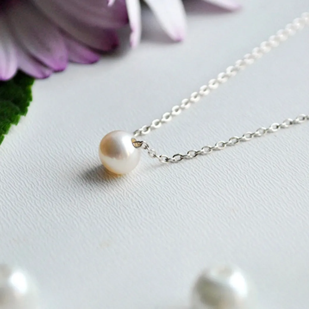 Small Pearl Necklace & Bracelet Set