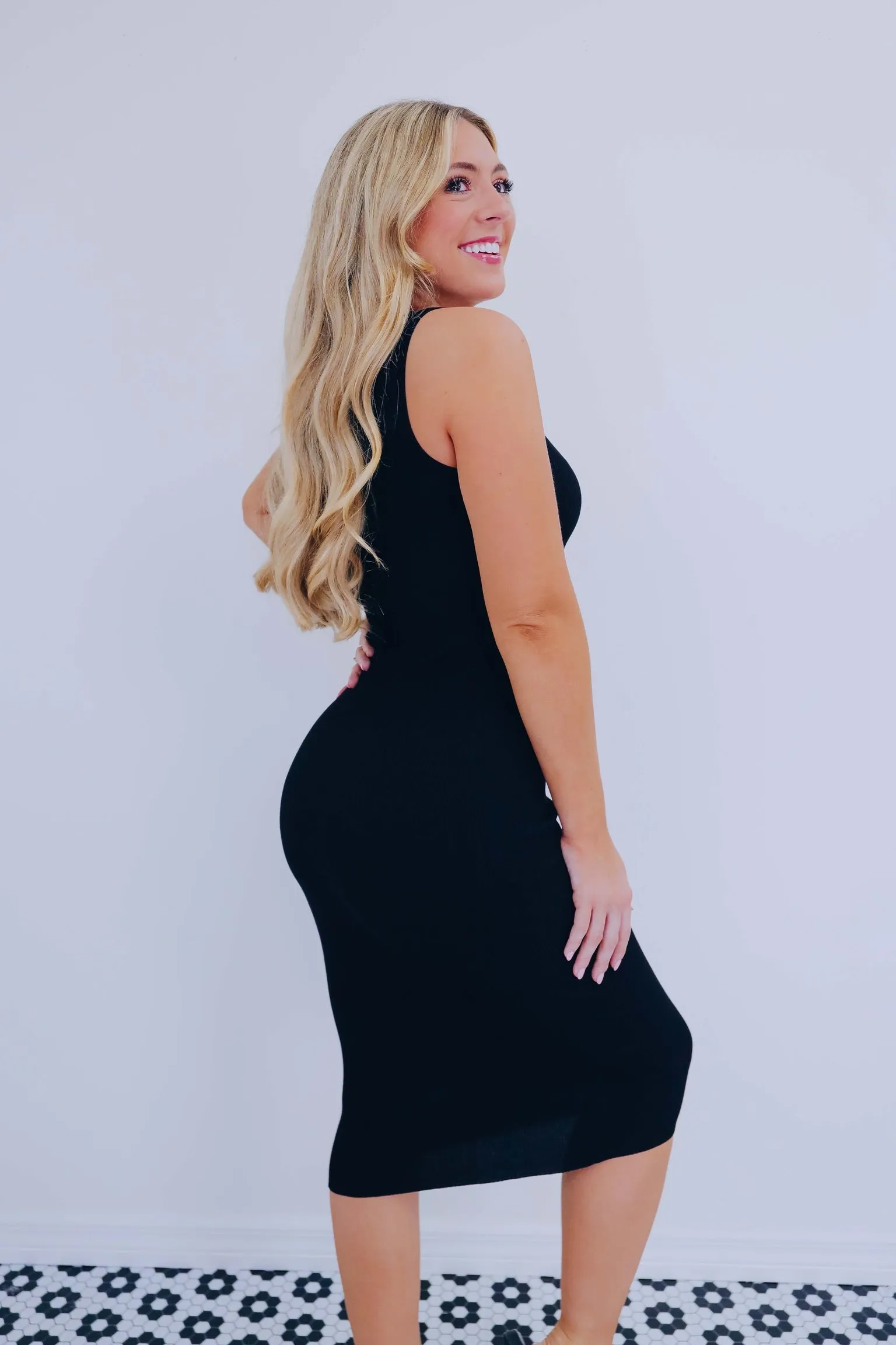 Tantalizing Body-Con Midi Dress - Black