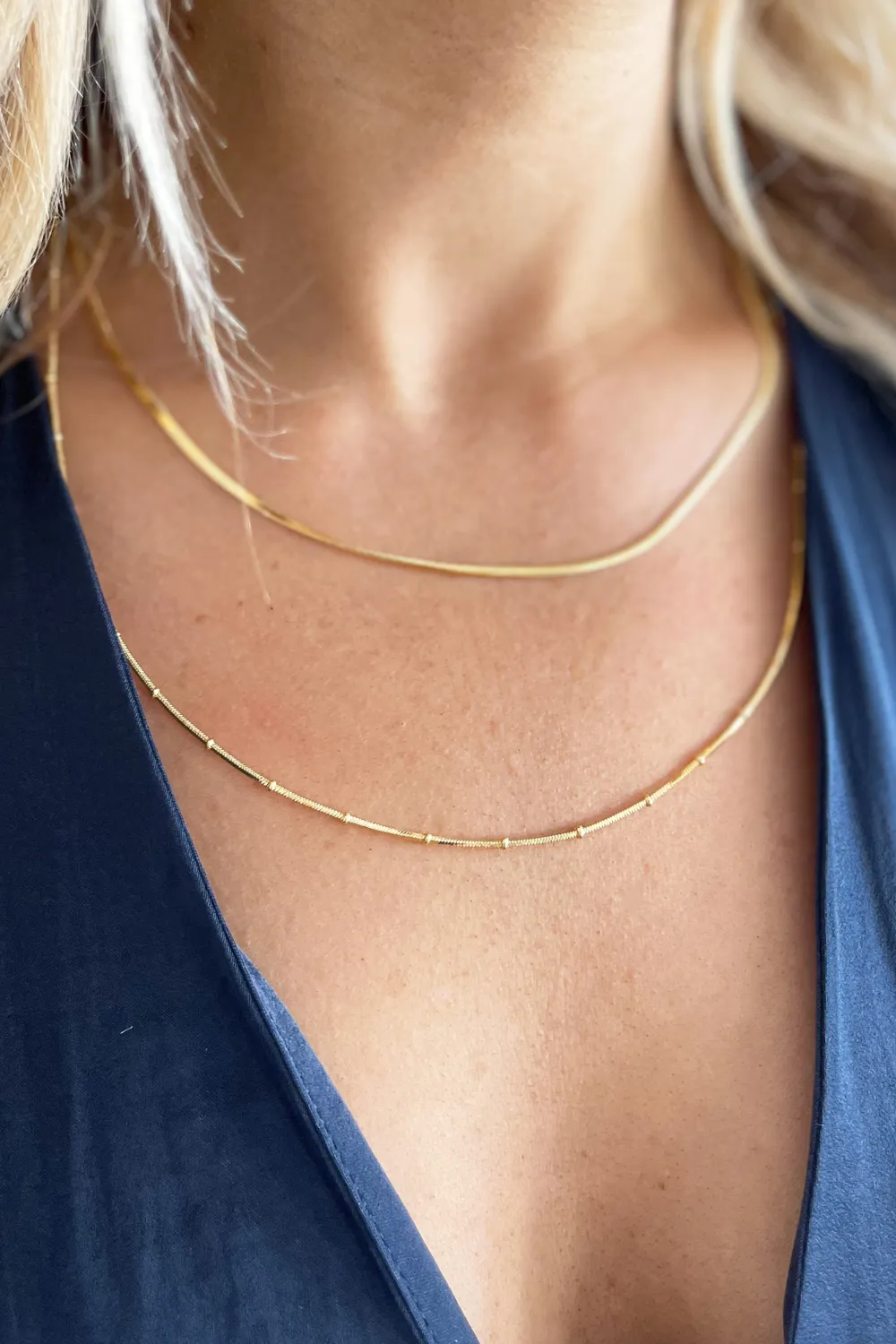 Two-Layer Snake Chain Necklace with Satellite