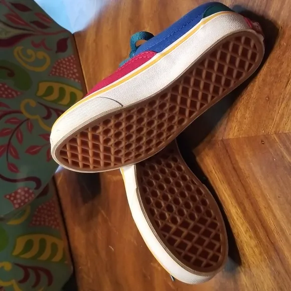 VANS MULTI-COLORED SNEAKERS.... Size: US 12