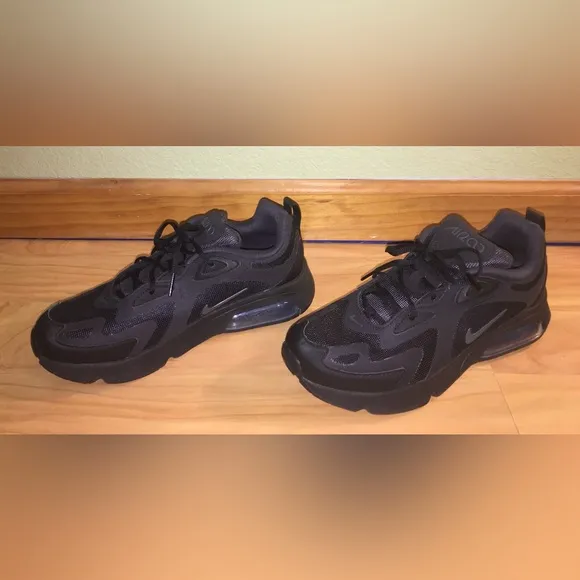 Youth Nike Air Max 200 Black Sneakers 7Y