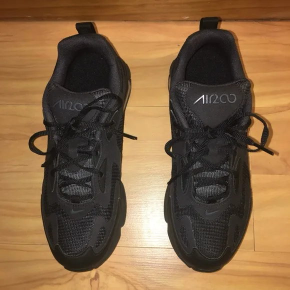 Youth Nike Air Max 200 Black Sneakers 7Y